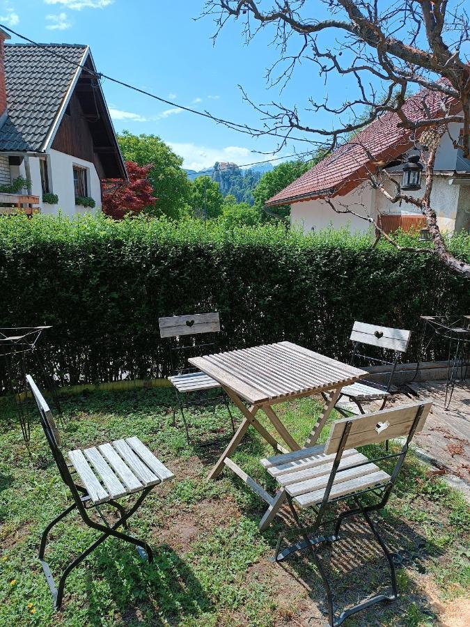 Pr Mocnk Hostel Bled Buitenkant foto