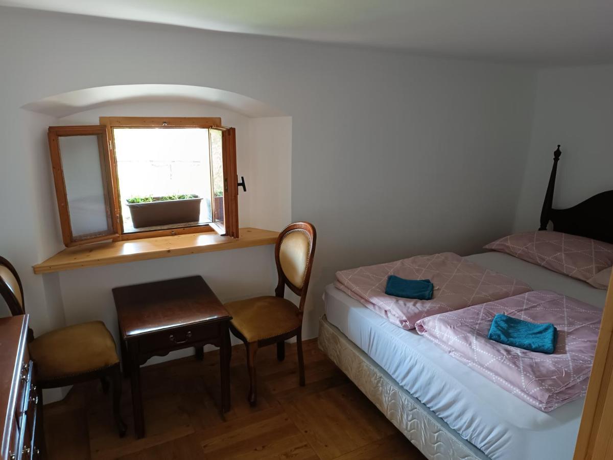 Pr Mocnk Hostel Bled Buitenkant foto